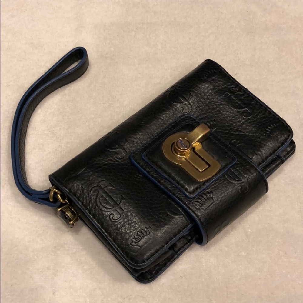 Juicy Couture black wristlet